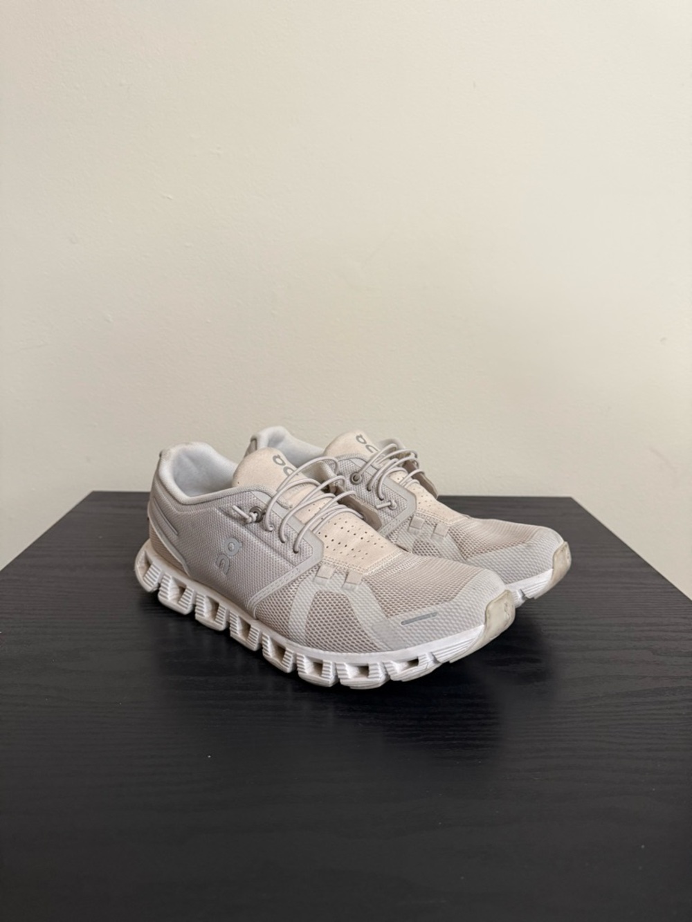 On Cloud 5 Women's Running Shoes Pearl White EU 41 US 9.5 Lightweight